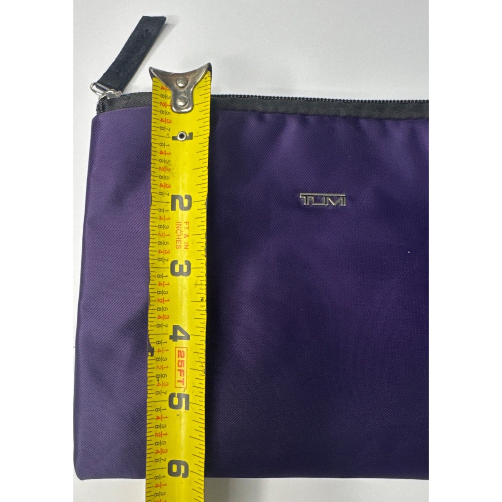 Tumi For Delta Airlines Purple Travel Toiletry Kit Bag With Accessories