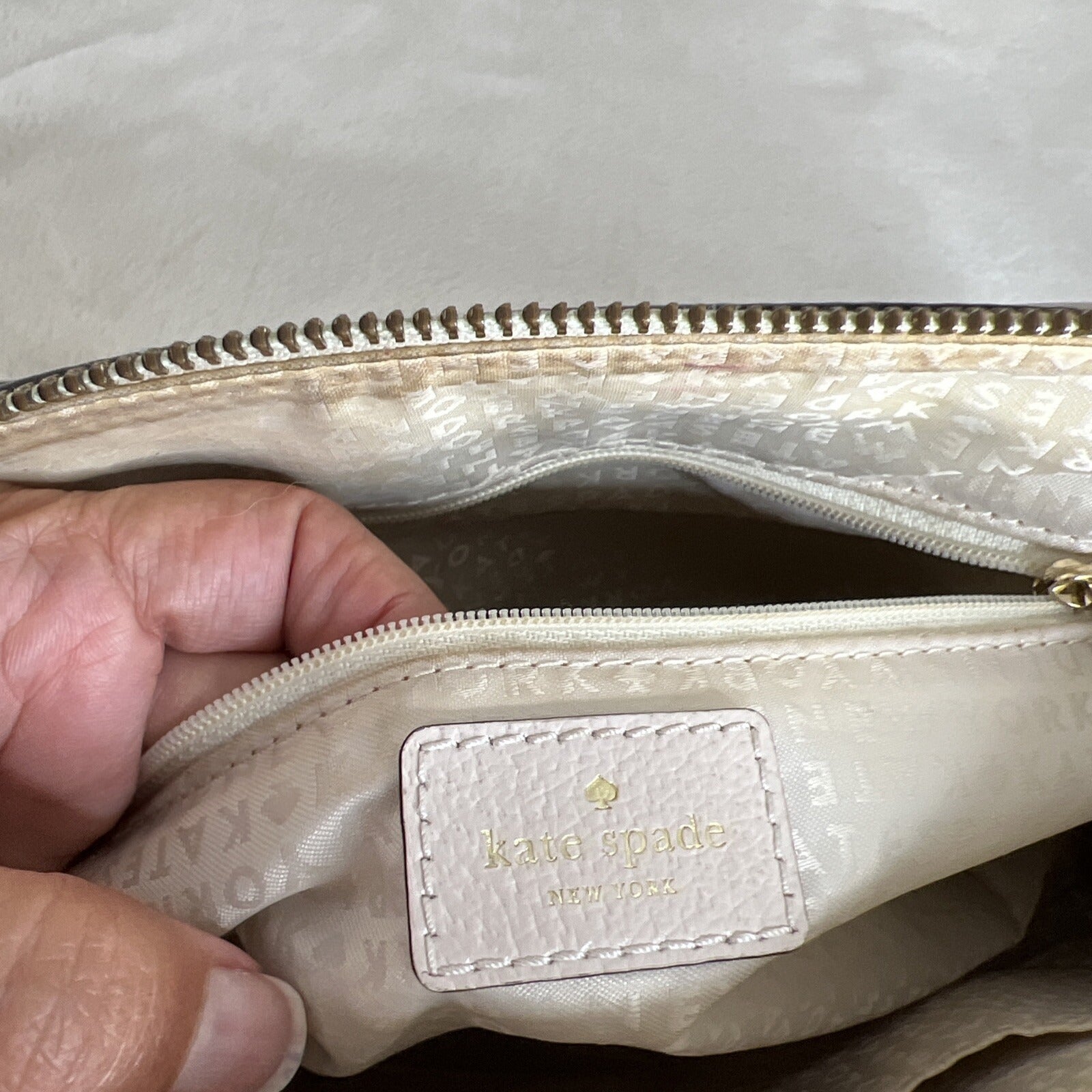 Kate Spade New York Wellesley Cream Pebble Crossbody Satchel